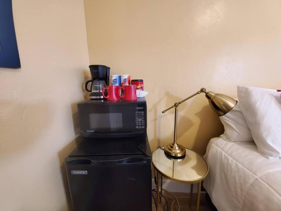 Centrally Located Studio And Cozy Place Perfect For Travelers And Couples! Located In San Diego Downtown! Perfect For Your Quick Getaway! Leilighet Eksteriør bilde